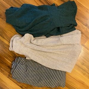 Bundle of American Eagle Long Sleeves